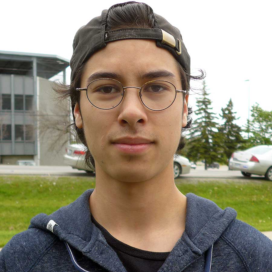 Collin Lee from Whitby, Onario Canada 