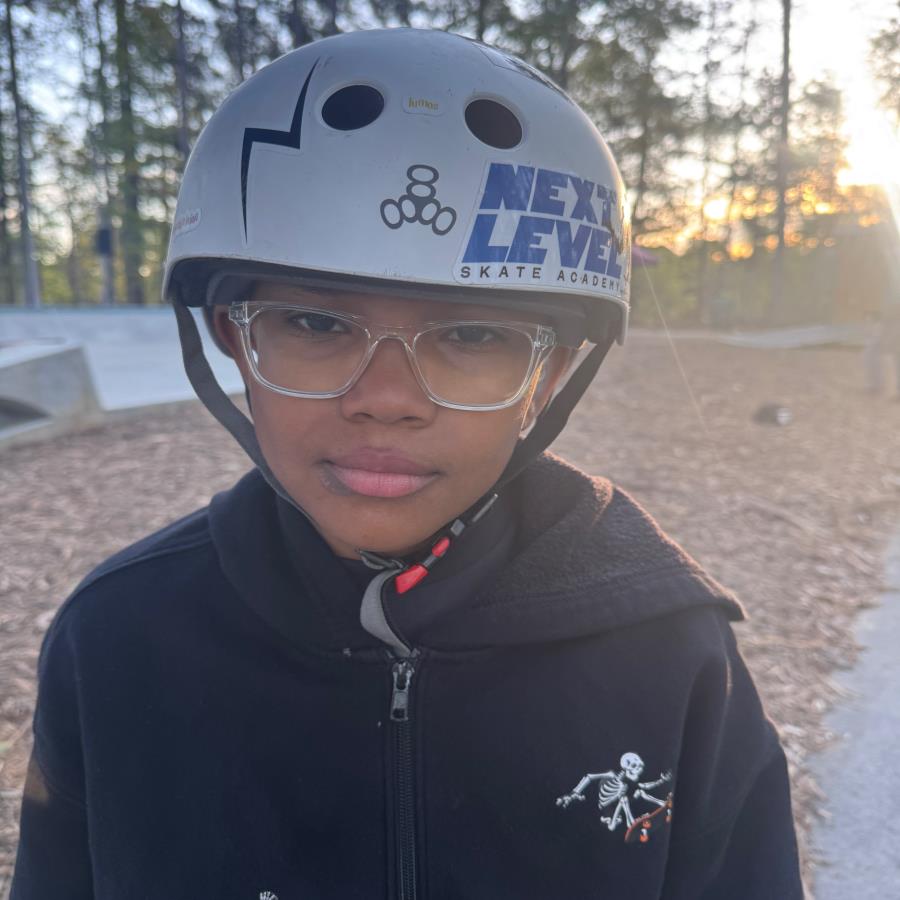 Isa Van Dorn from Powder Springs Georgia  USA