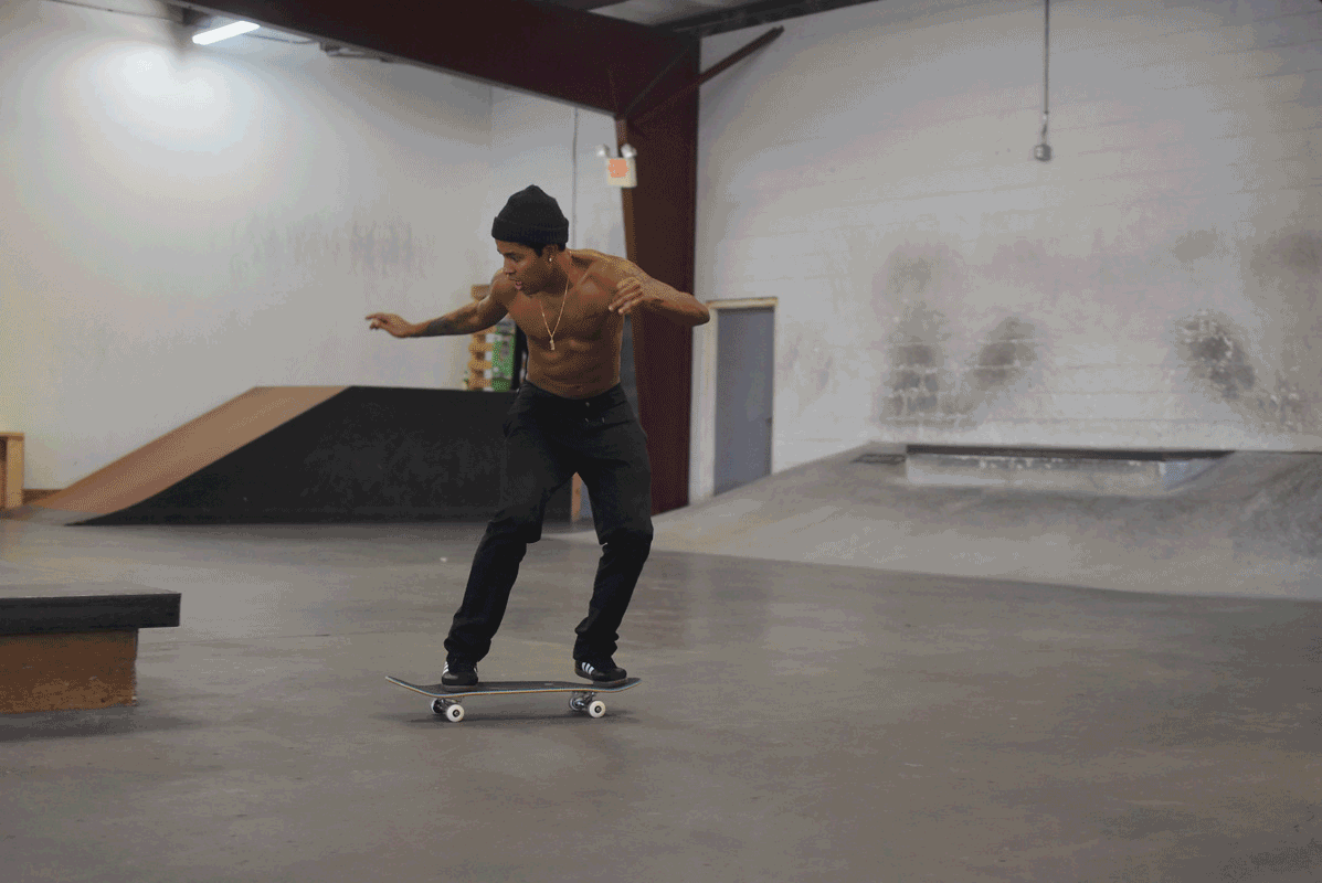 Scenes from The Boardr HQ Free Skate Session - Felipe Crook 180