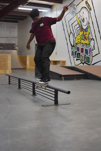 Scenes from The Boardr HQ Free Skate Session - Markus Front Feeble