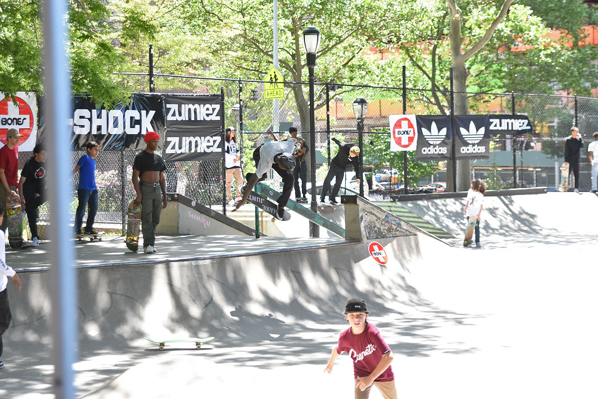 The Boardr Amateur Skateboarding at NYC - Ripping