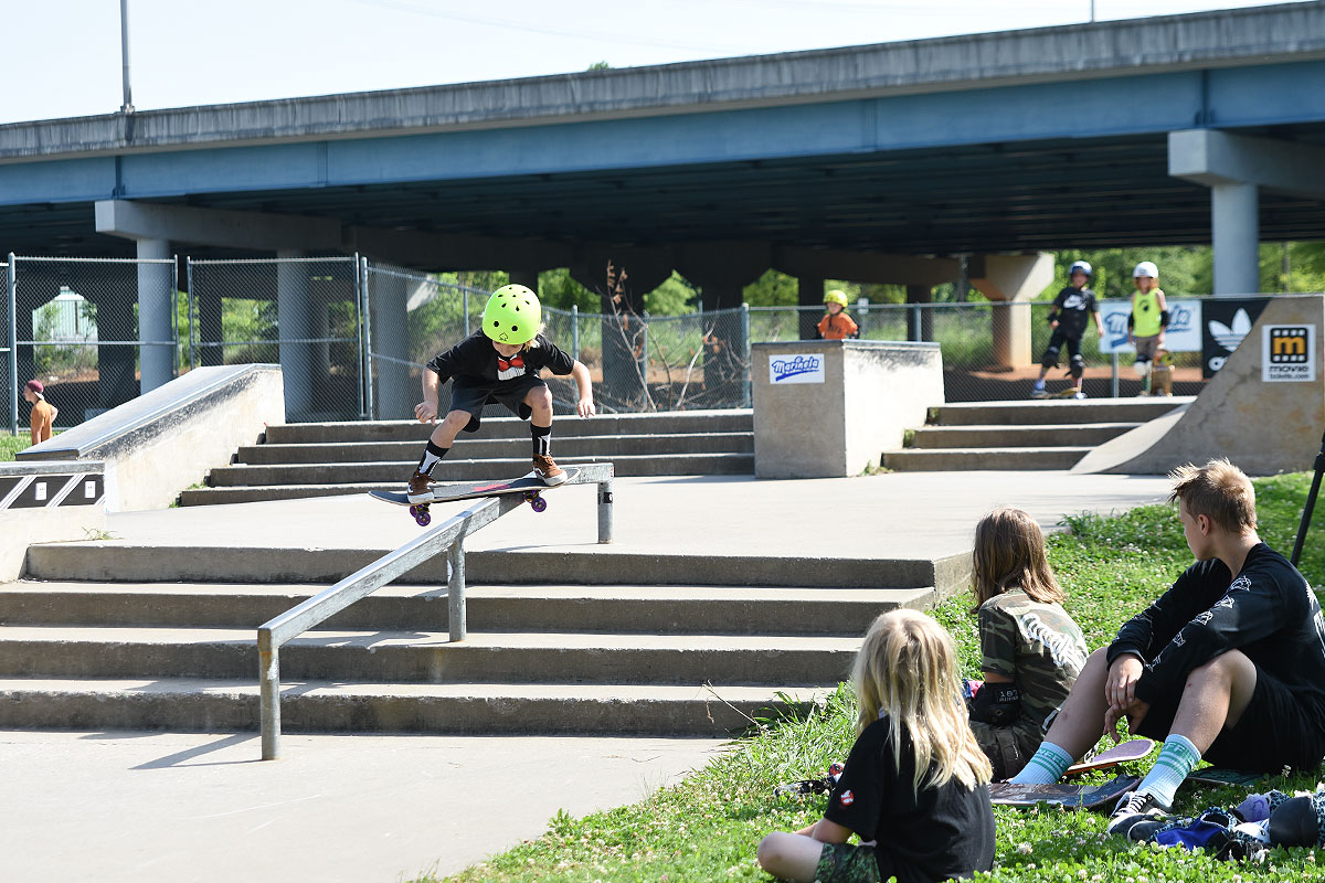 Grind for Life at Knoxville 2017 - Boardslide