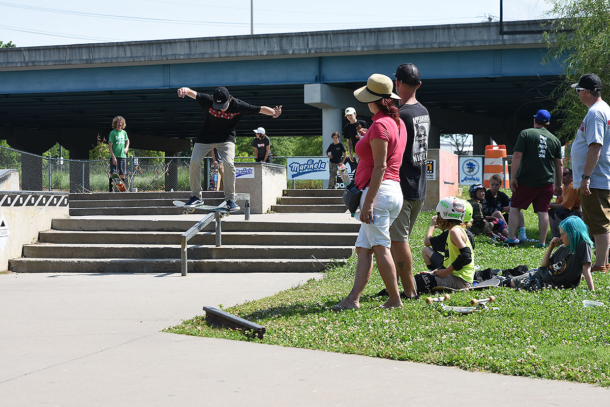 Grind for Life at Knoxville 2017 - Will Boardslide