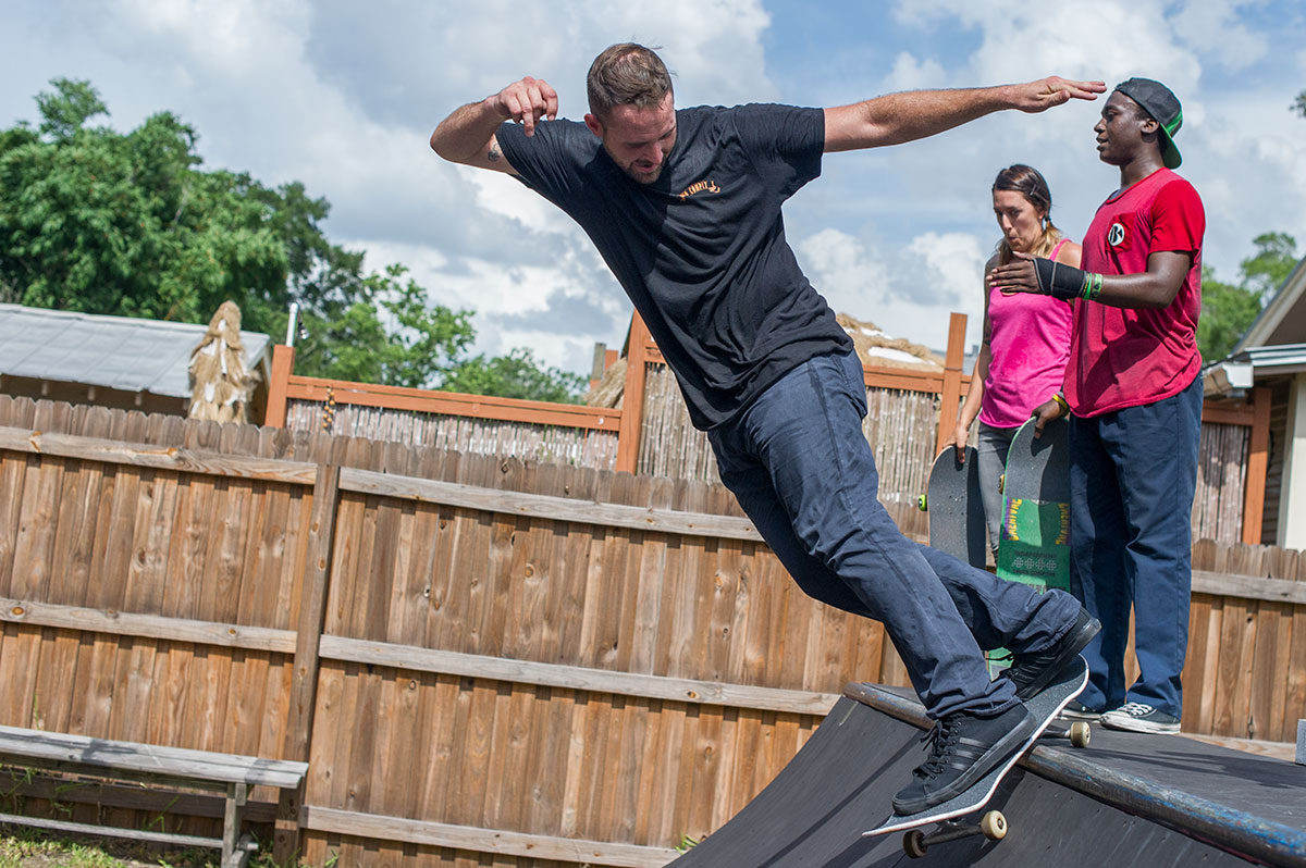 SHMF Go Skateboarding Day - Back Smith to Fakie