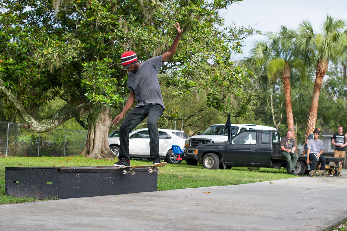 SHMF Go Skateboarding Day - Half Cab Noseslide