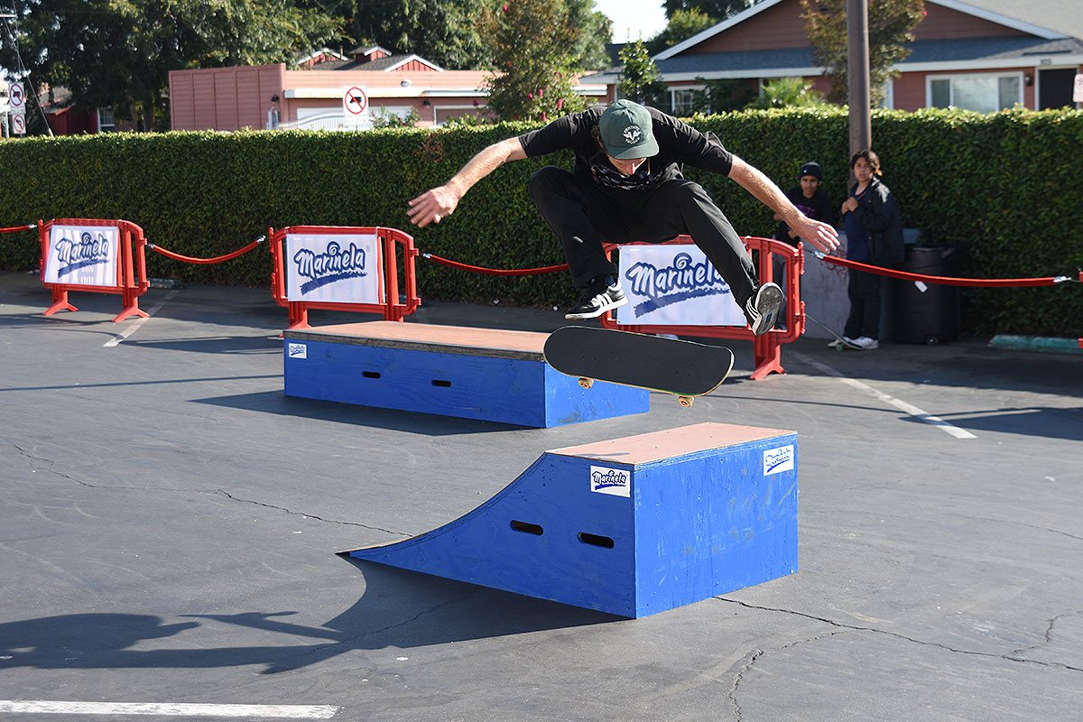 Marinela Skateboarding Demos - Flatground Flick