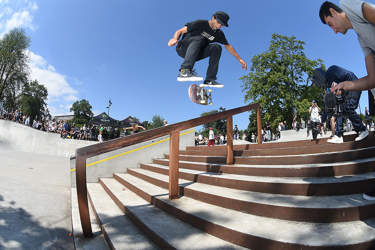 Copenhagen 2017 Extras - Flick Back Lip at the Am