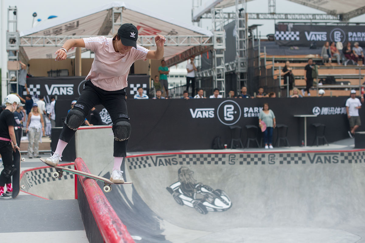 Vans Park Series Shanghai - Boardslide Over