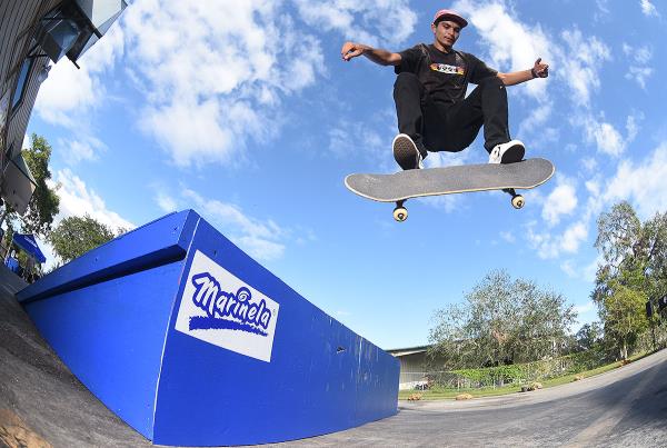 Marinela Demos in Florida - Kickflip