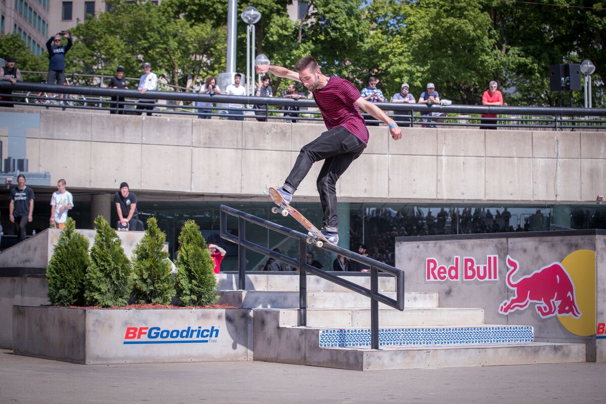 Red Bull Hart lines - Somers Photos  - Joe Front Blunt