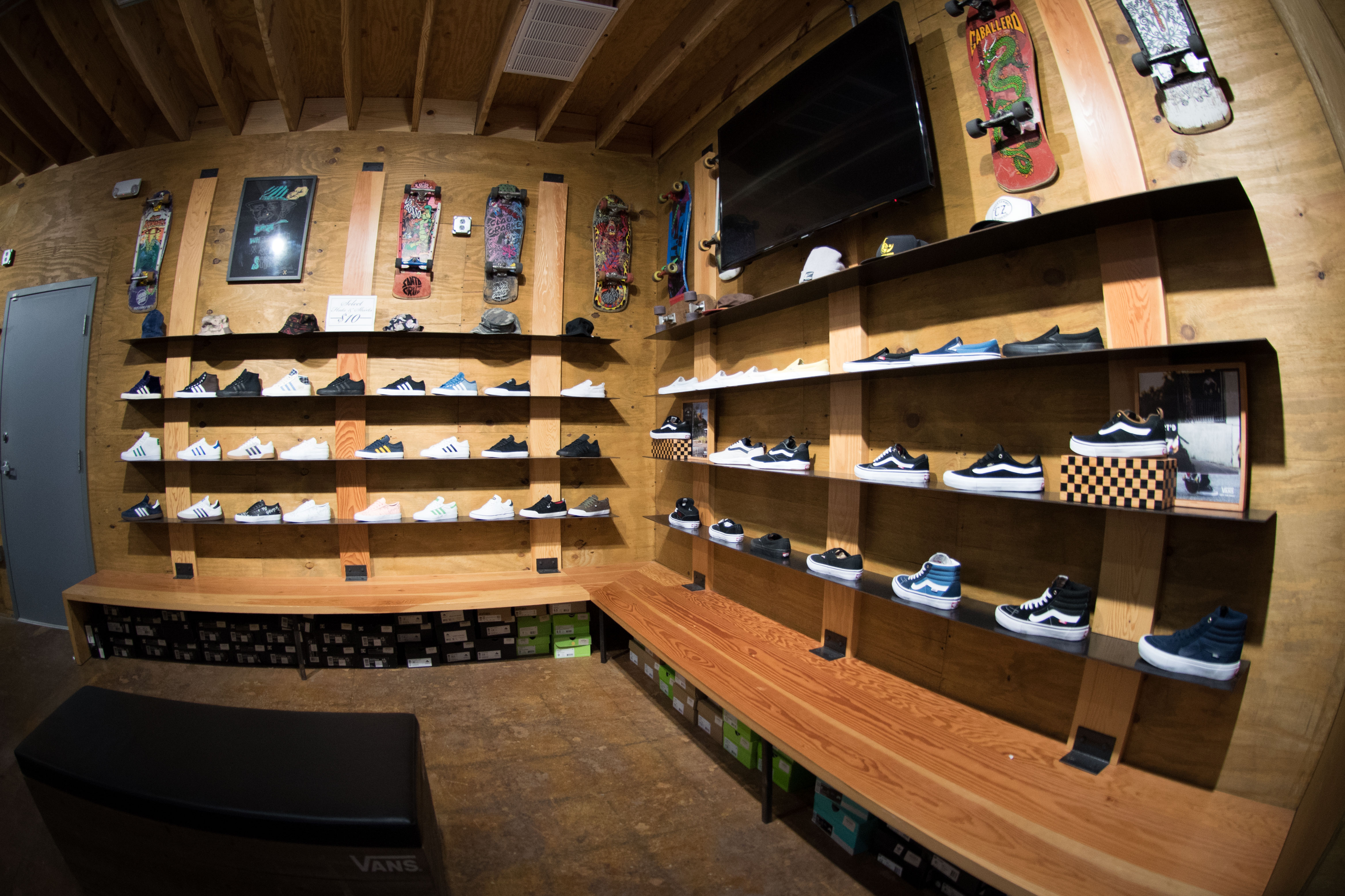 A Tour of The Boardr Store and Facilities in Tampa - Kicks