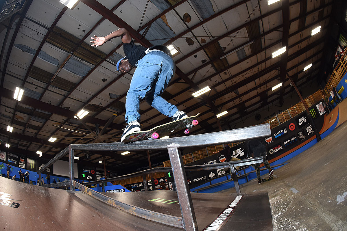 Zion - Back 180 Nosegrind