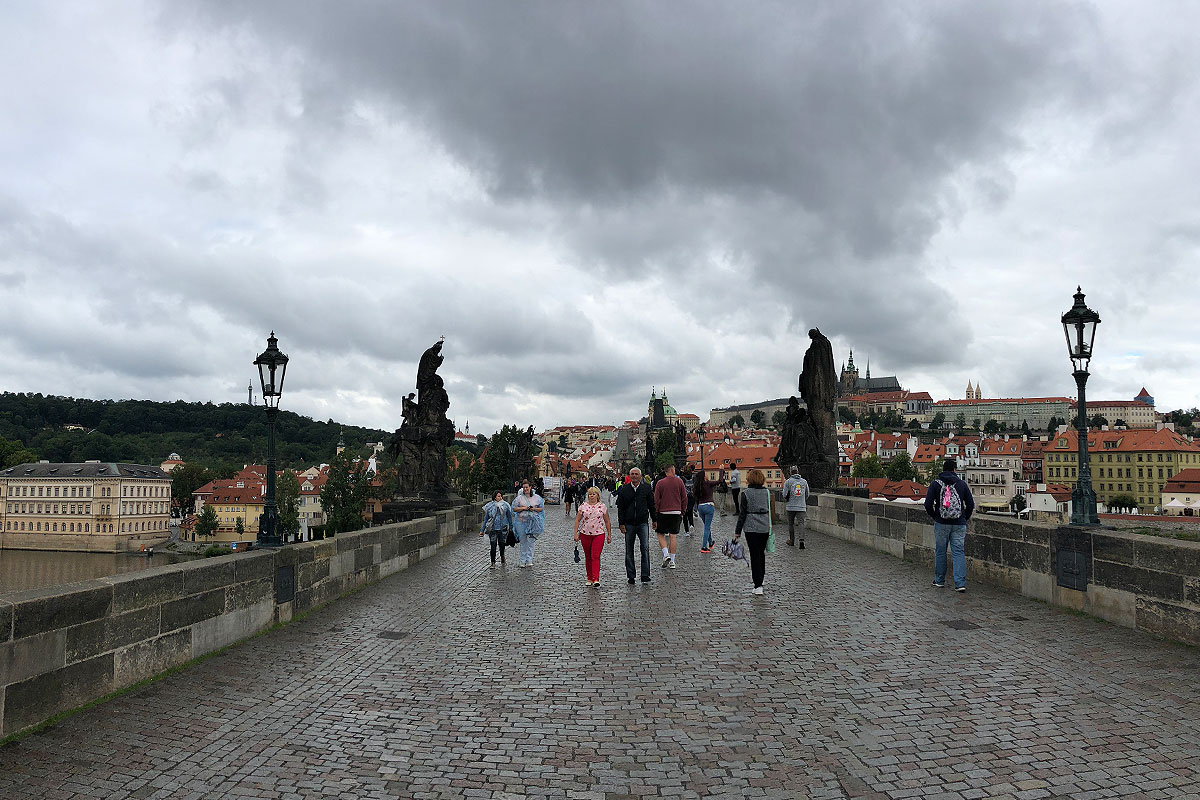 Chill Time - Charles Bridge