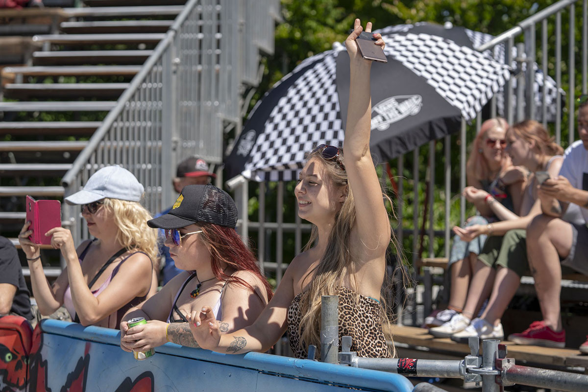 Prelims  and  Practice - Chillin in the Stands