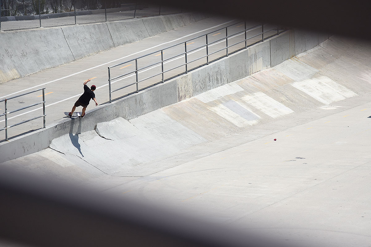 Street Fight - Hurricane Fakie 