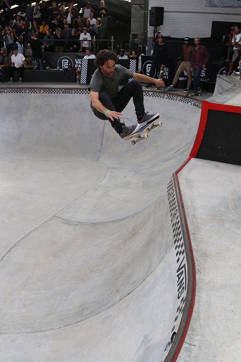 VPS Africa - Frontside Ollie.