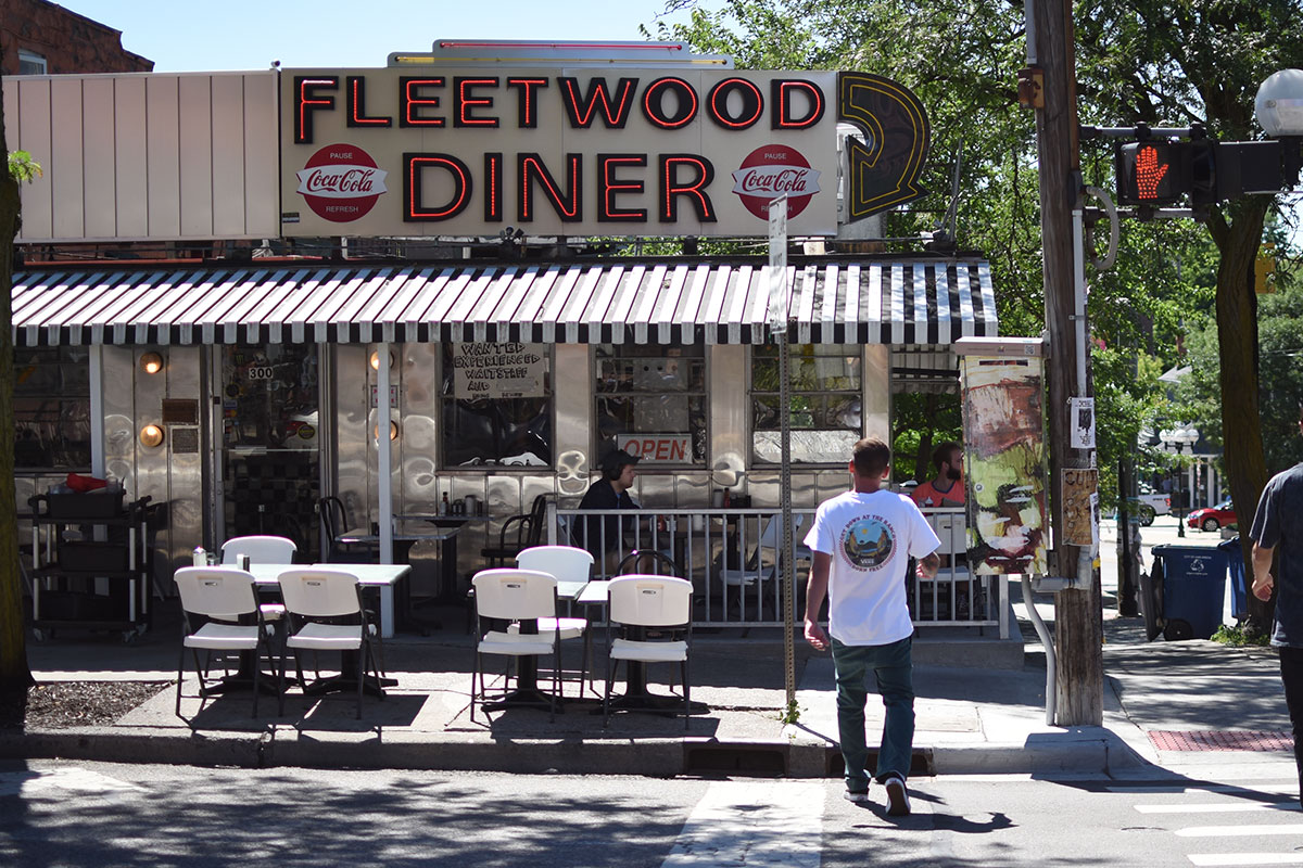 Road Life - Fleetwood Diner.