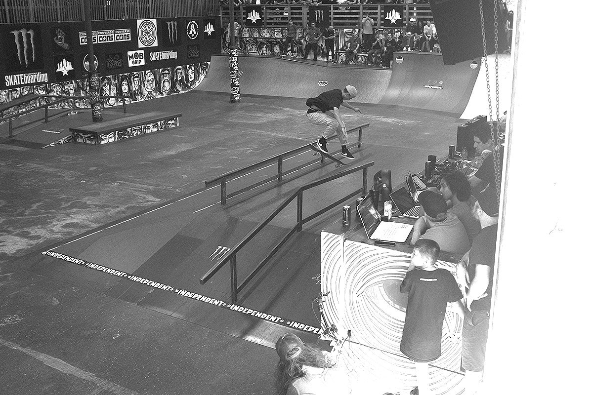 Tampa Pro 19 - Flick Front Crook.