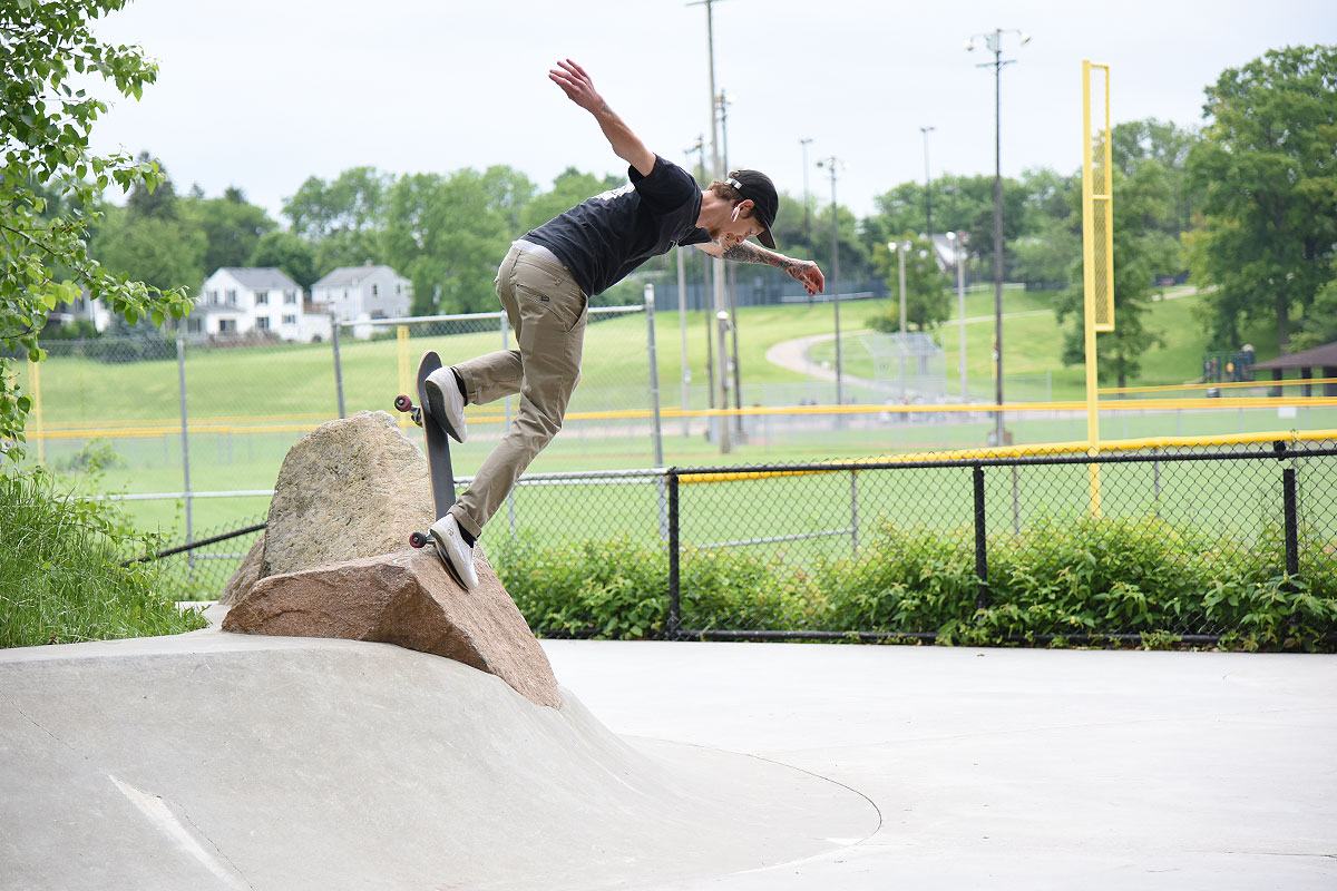 GFL at Ann Arbor - Back Blunt.