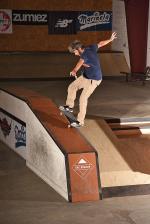 Stag - Switch Nosegrind.