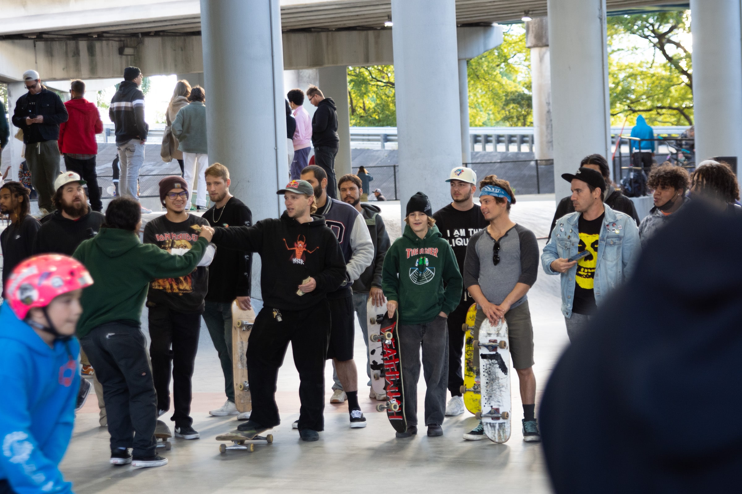 Red Bull Drop In Tour - Jamie Hooks It Up