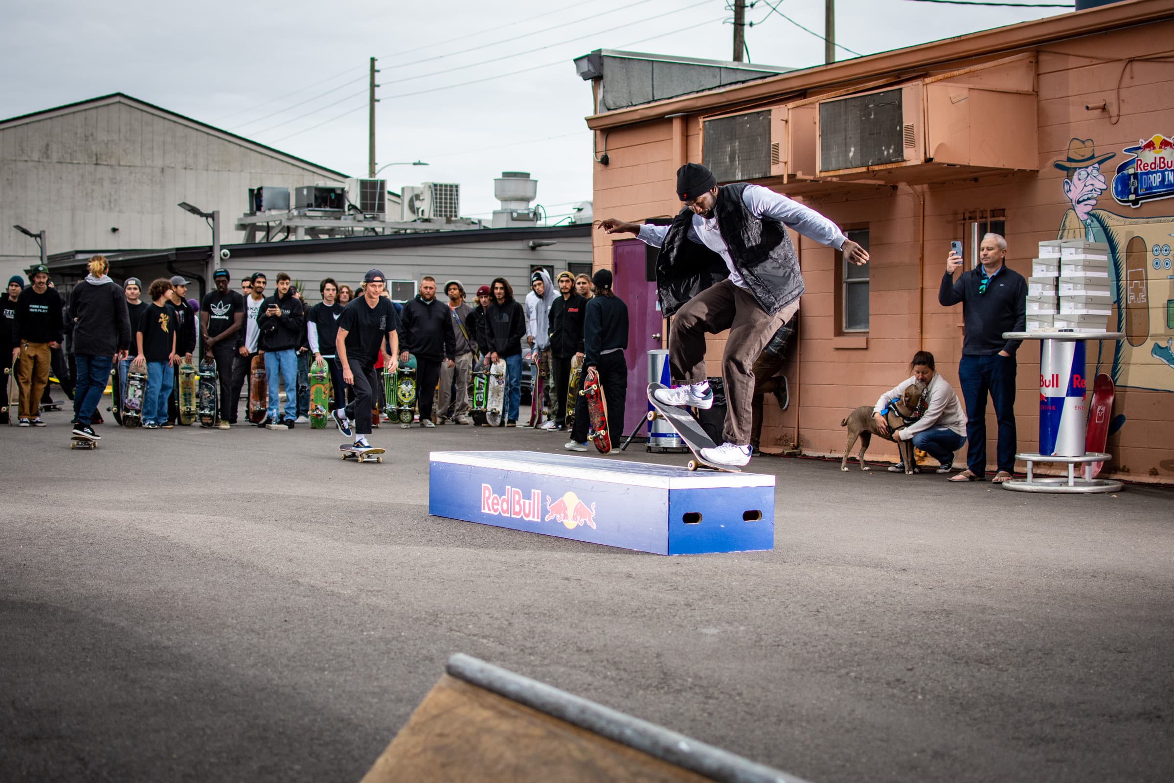 Red Bull Drop In Tour - Time for the Ledge at Plus