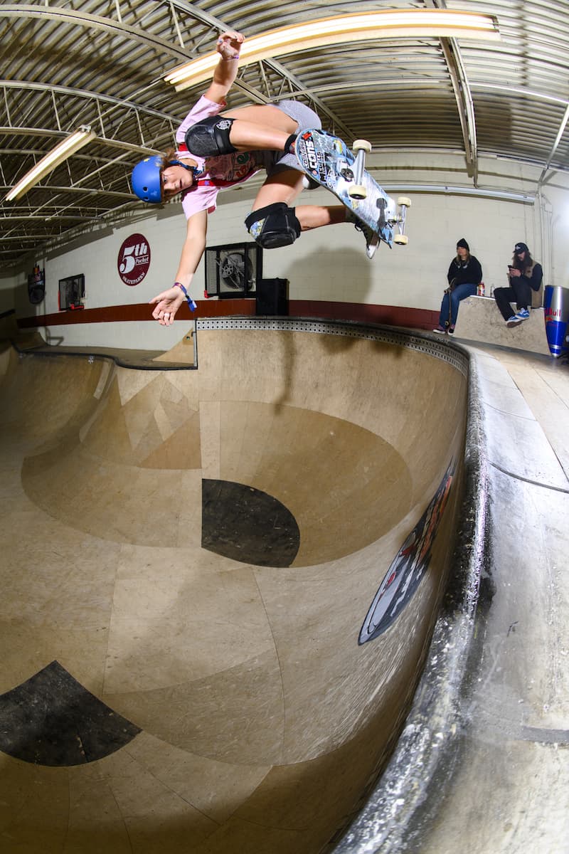 Red Bull Cold Bowl - Bryce Backside Ollie