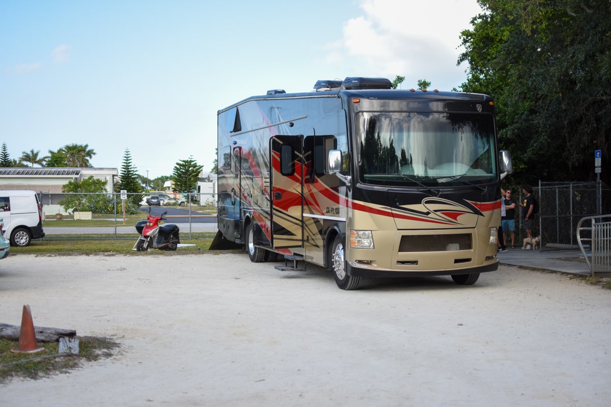 GFL New Smyrna - Boardr Bus