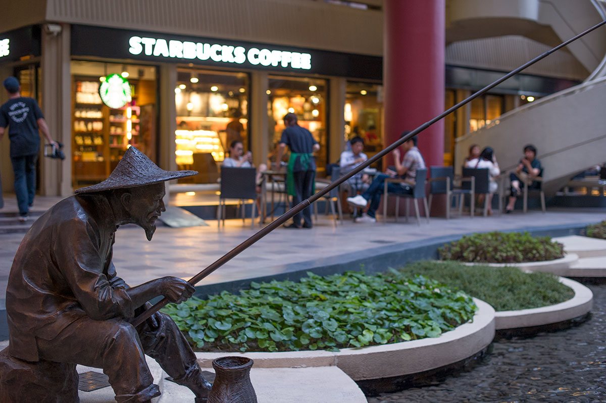 The Ritz Carlton Shanghai Starbucks