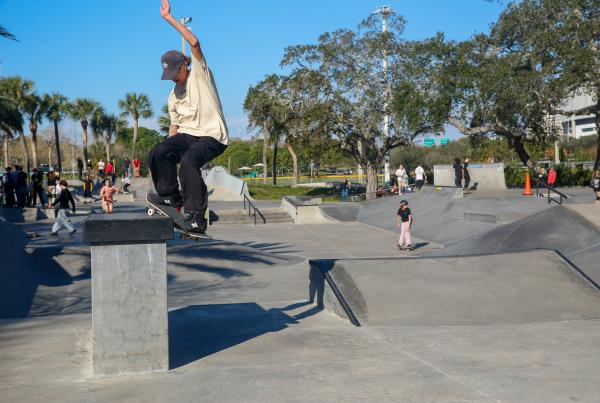 The Boardr Series at St Pete - Tall Smith