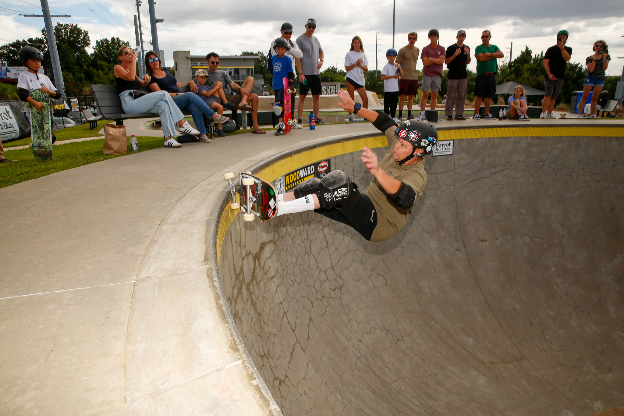 Mike Rogers Frontside Grind