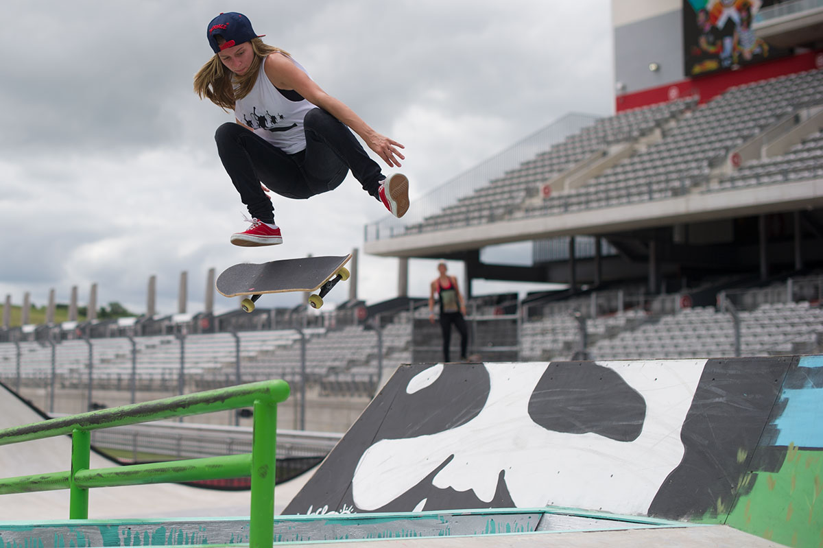 Jessica Florencio Kickflip at X Games