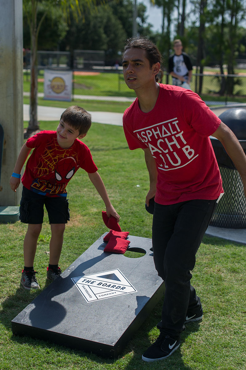 Porpe Jocks Out at Innoskate