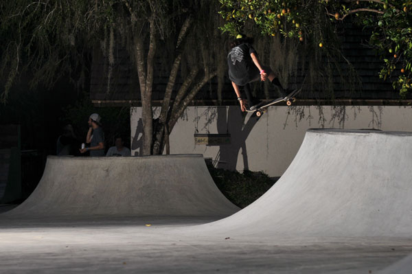 Alejandro Burnell Nosegrab