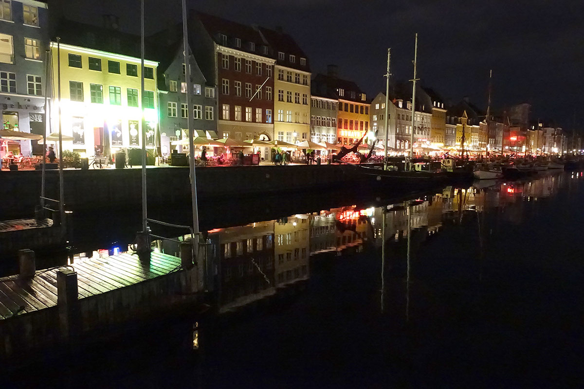 Nighttime Tourist Walks in Copenhagen