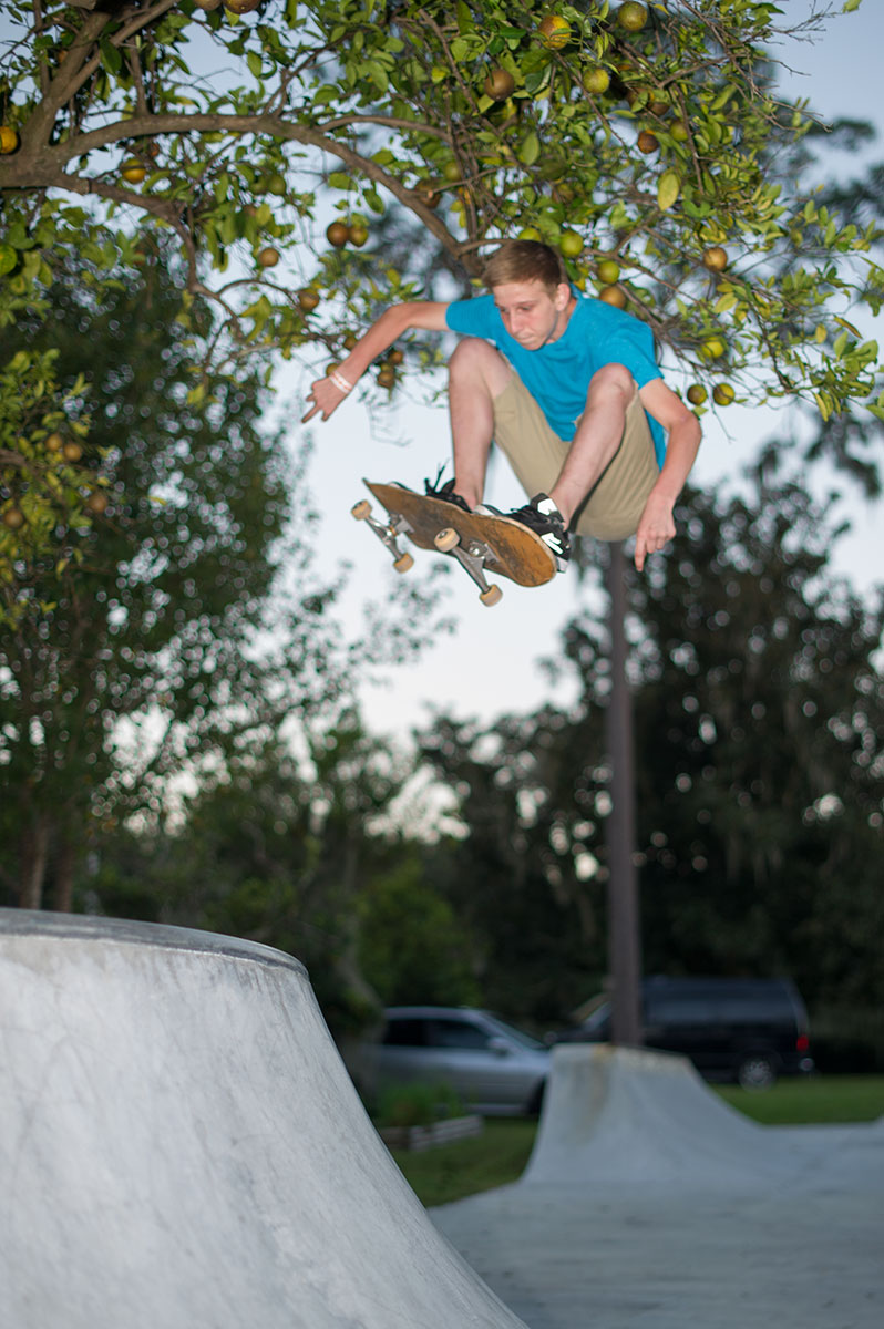 Alex Sandino Frontside Ollie