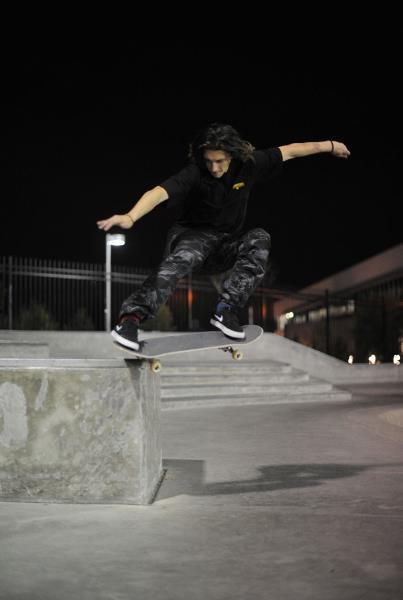 Wallie Crooks at a Terrible LA Skatepark
