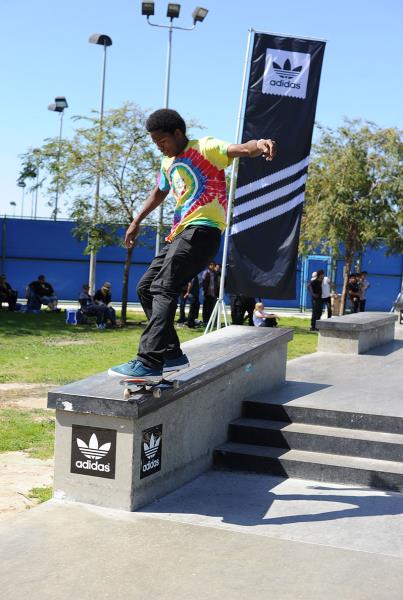Mikee Fakie 50, Switch Biggie at adidas Skate Copa LA