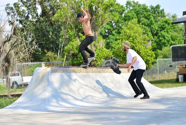 Leo Nosegrind by Chaz Miley