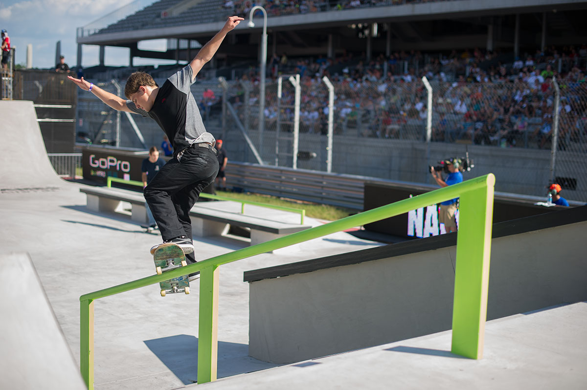 Yoshi Smith Grinds at The Boardr Am Series Finals at X Games 2015