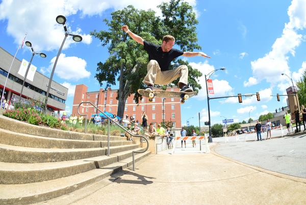 Jerry Ollies at Innoskate Greenville