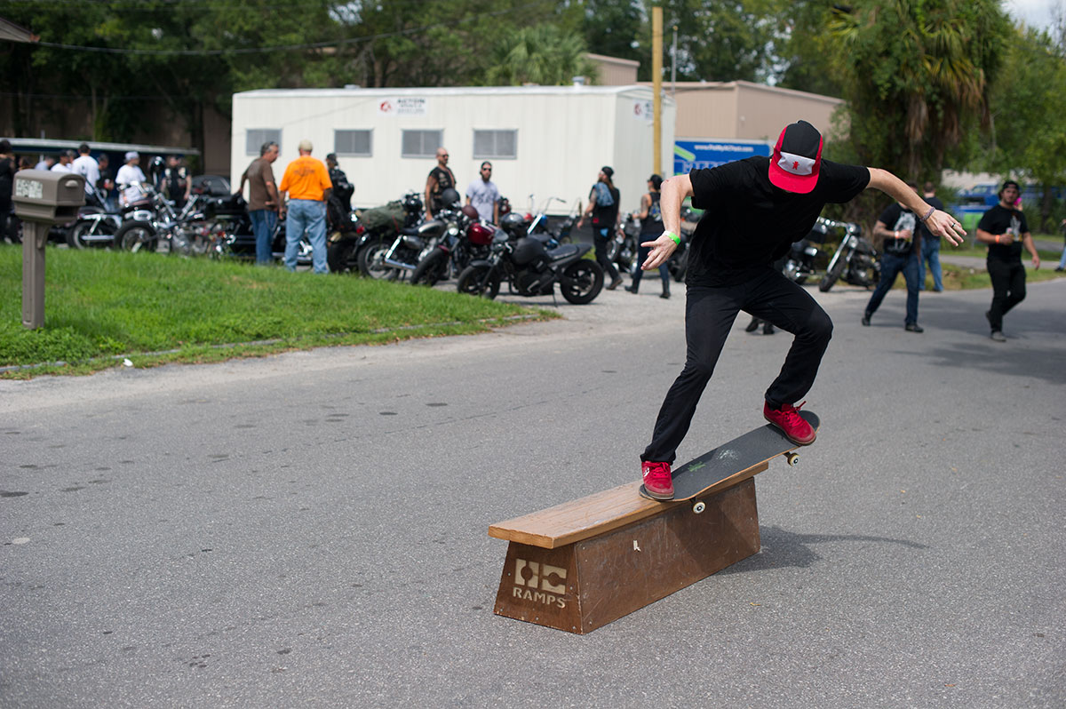 Street Crooks at Southbound and Down