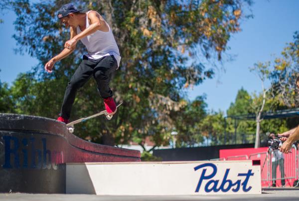 FS Noseslides at Wheelie Dope 2015