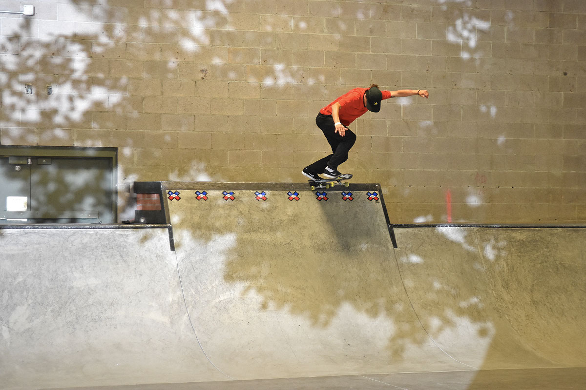 The Boardr Am at Phoenix - Back Tail