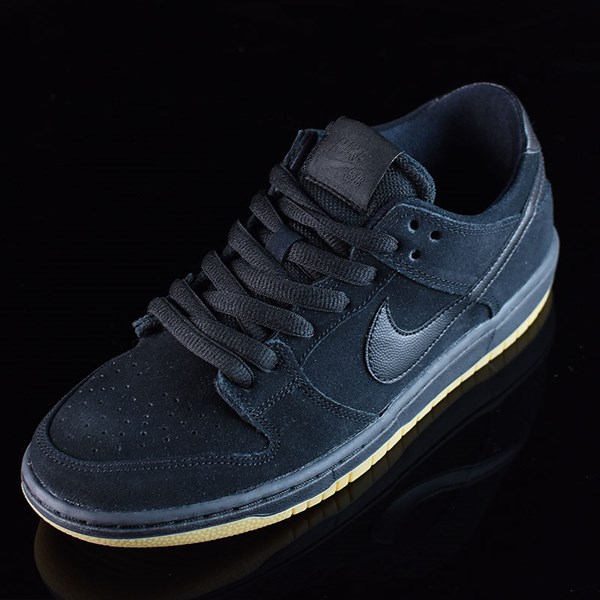 sb dunk low premium iw black